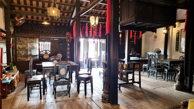 Old house of Phung Hung
