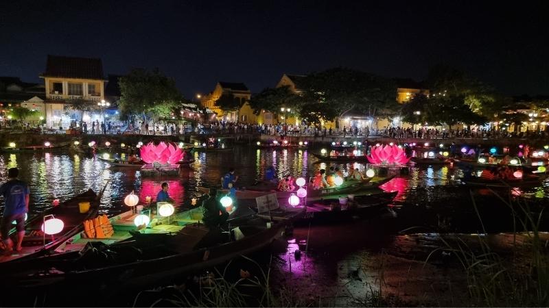 Hoi An by night