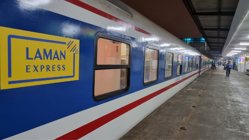 Laman Express Train Vietnam