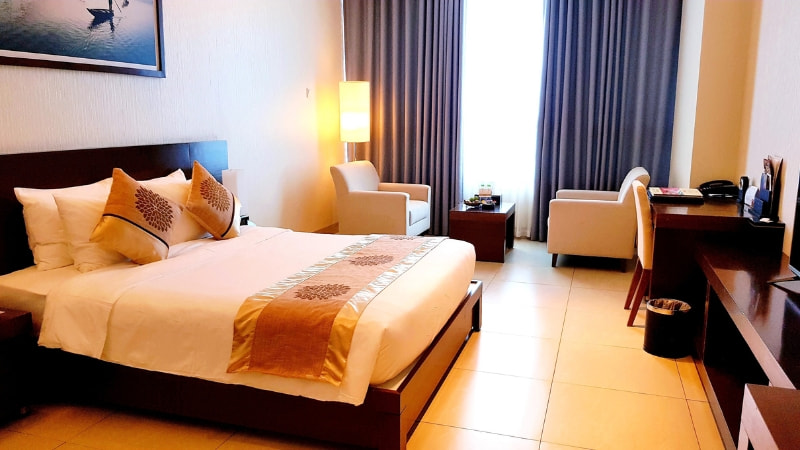 Grand Tourane Hotel Da Nang ocean view room