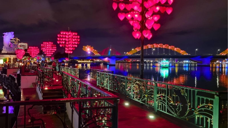 Love Lock Bridge Da Nang