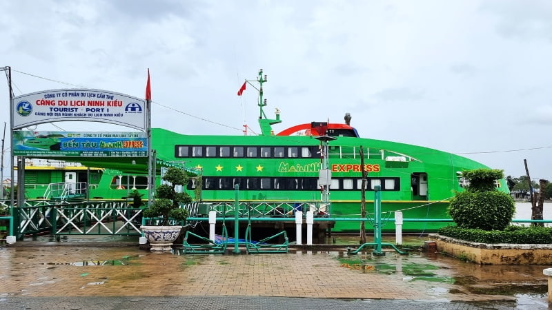 Mai Linh Express Ferry from Can Tho to Con Dao
